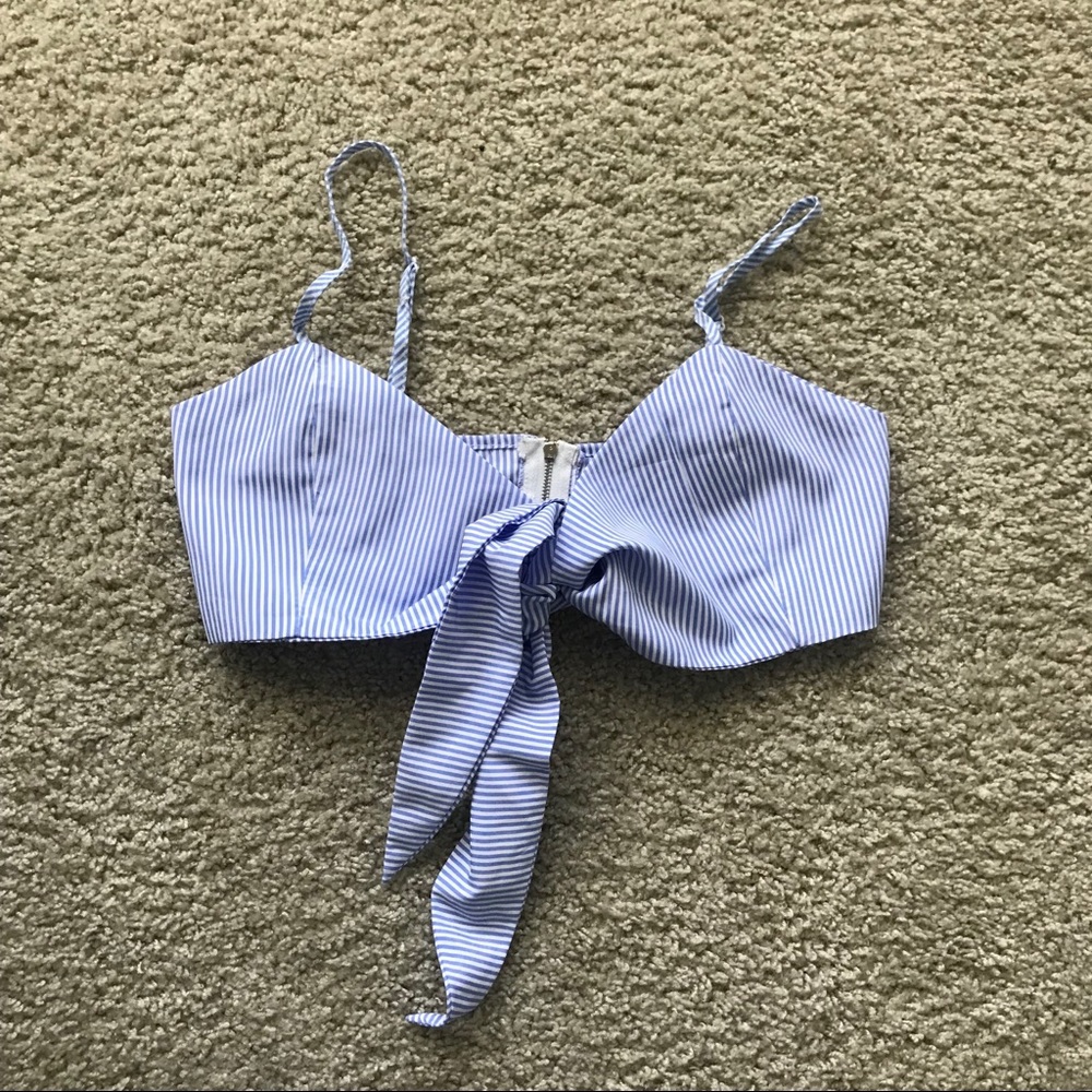 Stripe tie front crop top